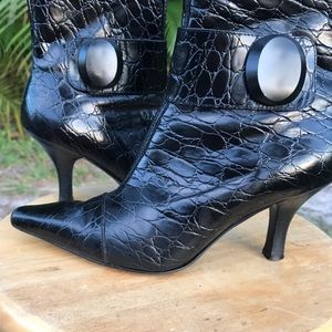 Antonio Melani Black Leather Boots 6 1/2 M